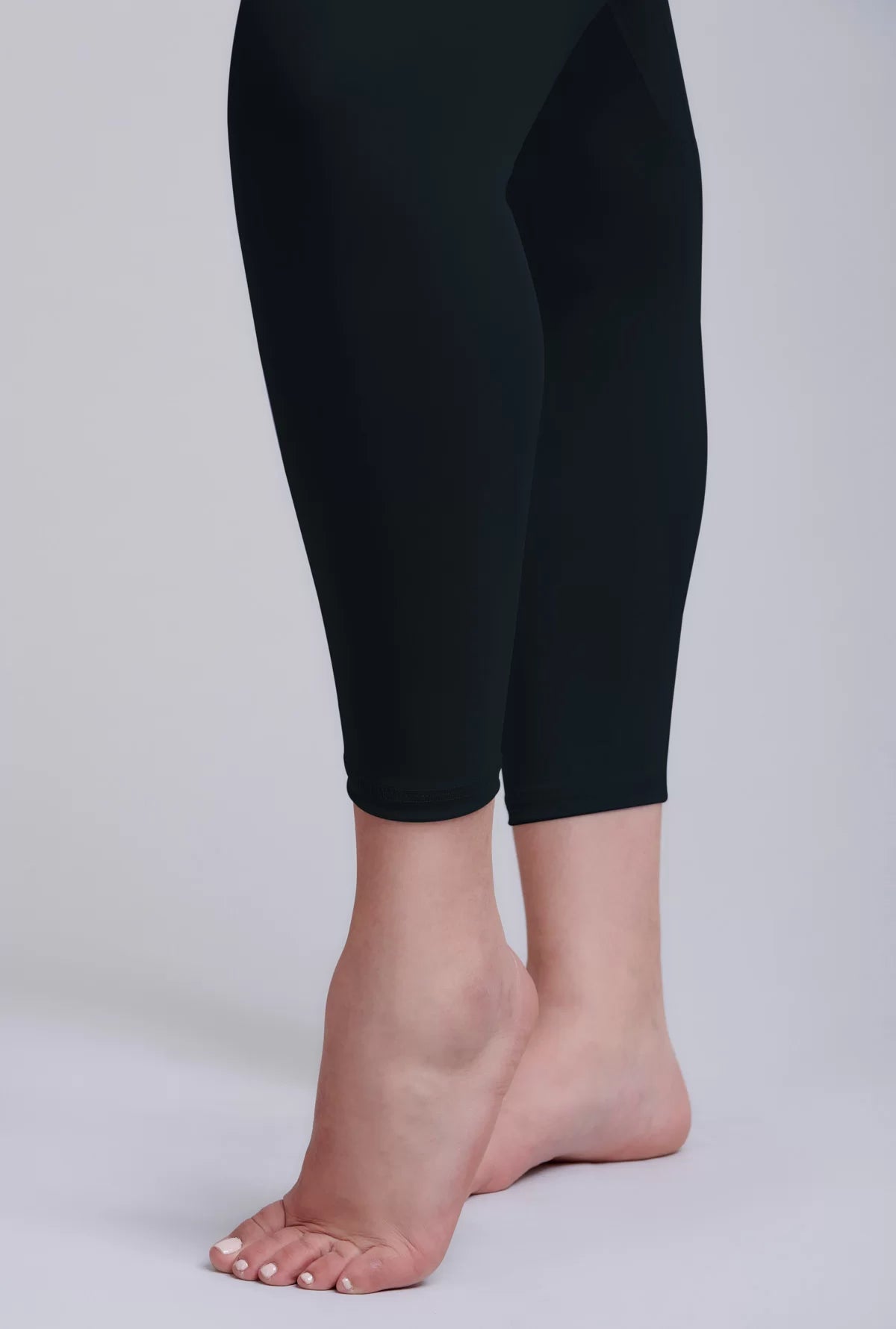 Elemental Black Legging
