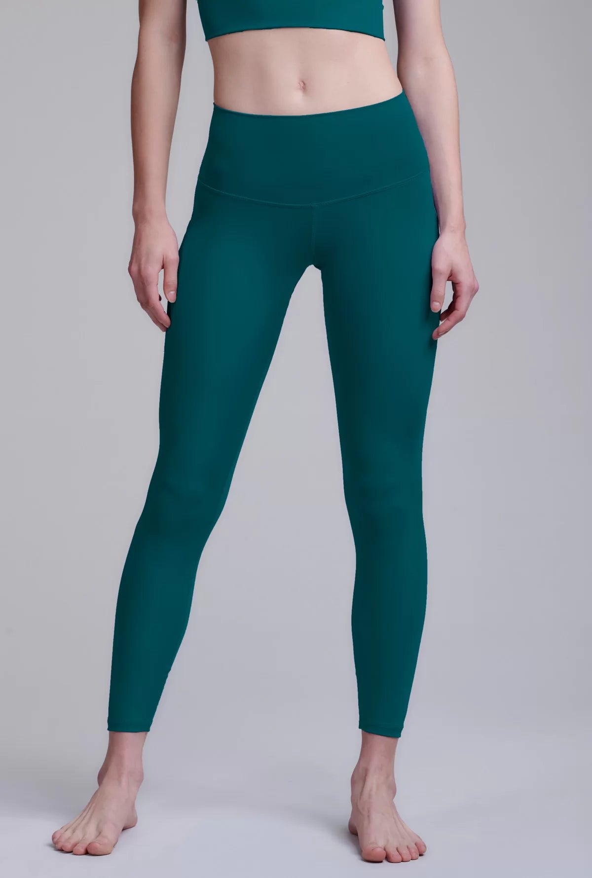Elemental Emerald Legging